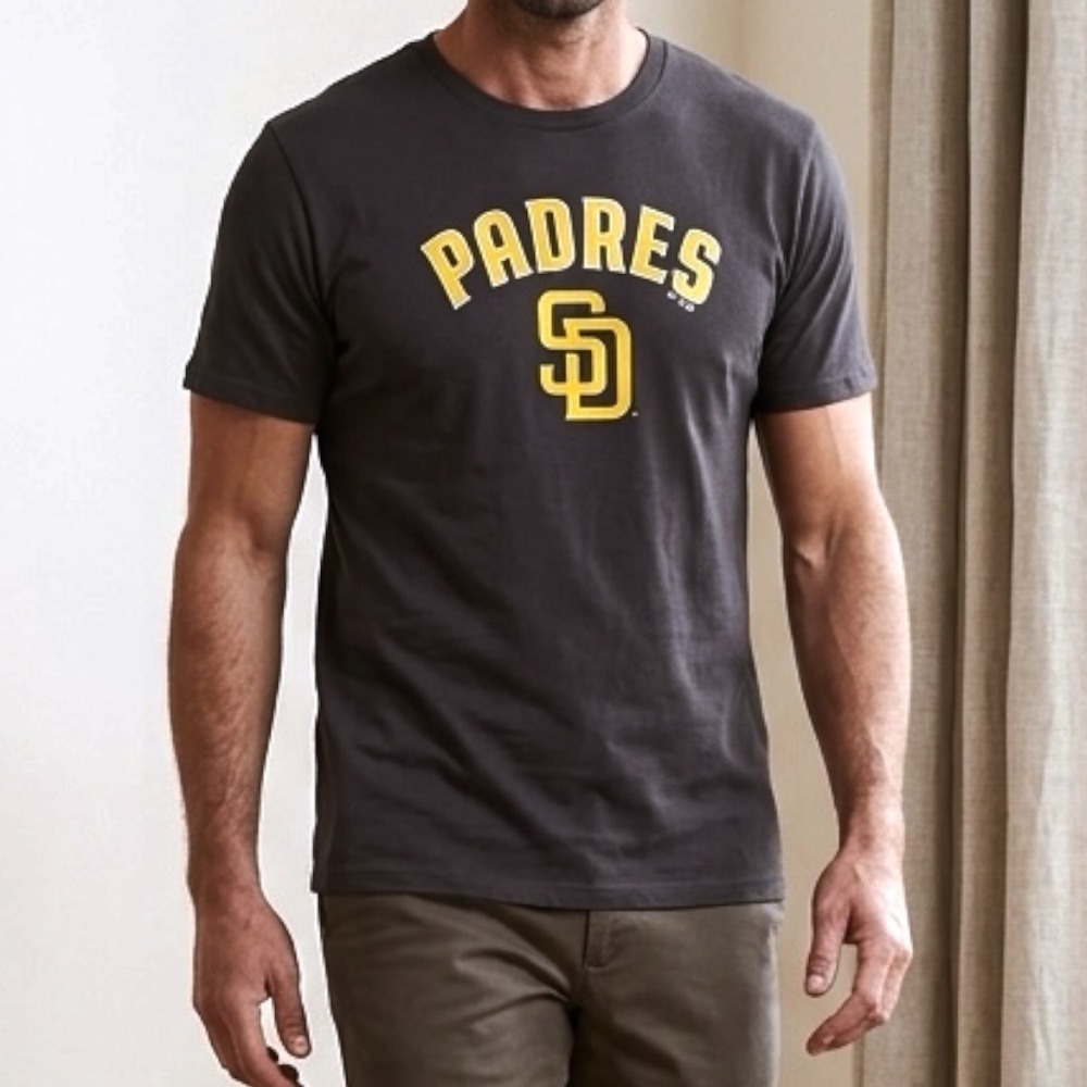 San Diego Padres Fanatics MLB T-Shirt Men's XL Brown Gold Graphic FGOF6E